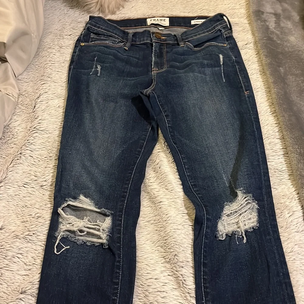 Distressed Le Skinny de Jeanne Frame Denim